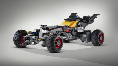 Из 344 тысяч кубиков Lego собрали пятиметровый Бэтмобиль