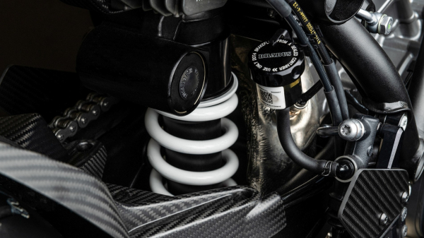 Brabus 1300 R Edition 23: техника KTM, очень много карбона и фара в стиле «гелика»